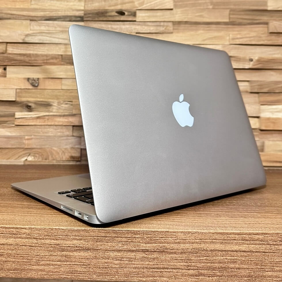 MacBook Air 13’’, i5, rok 2017, 8GB RAM, 128GB SSD NOVÁ BATERIE