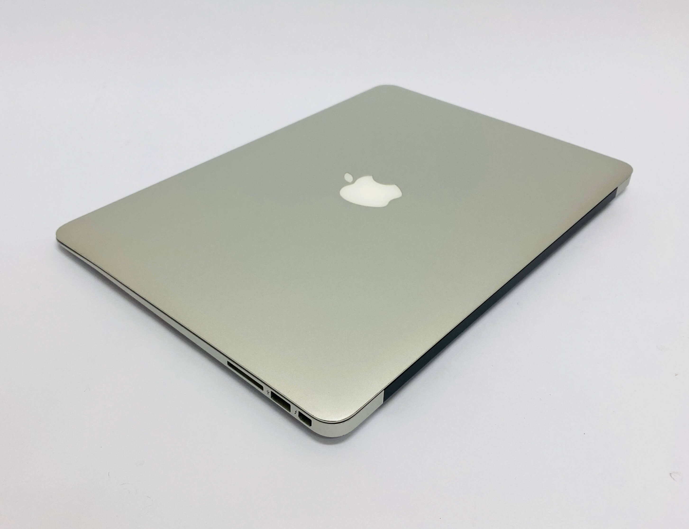MacBook Air 13’’, i5, rok 2015, 4GB RAM, 128GB SSD