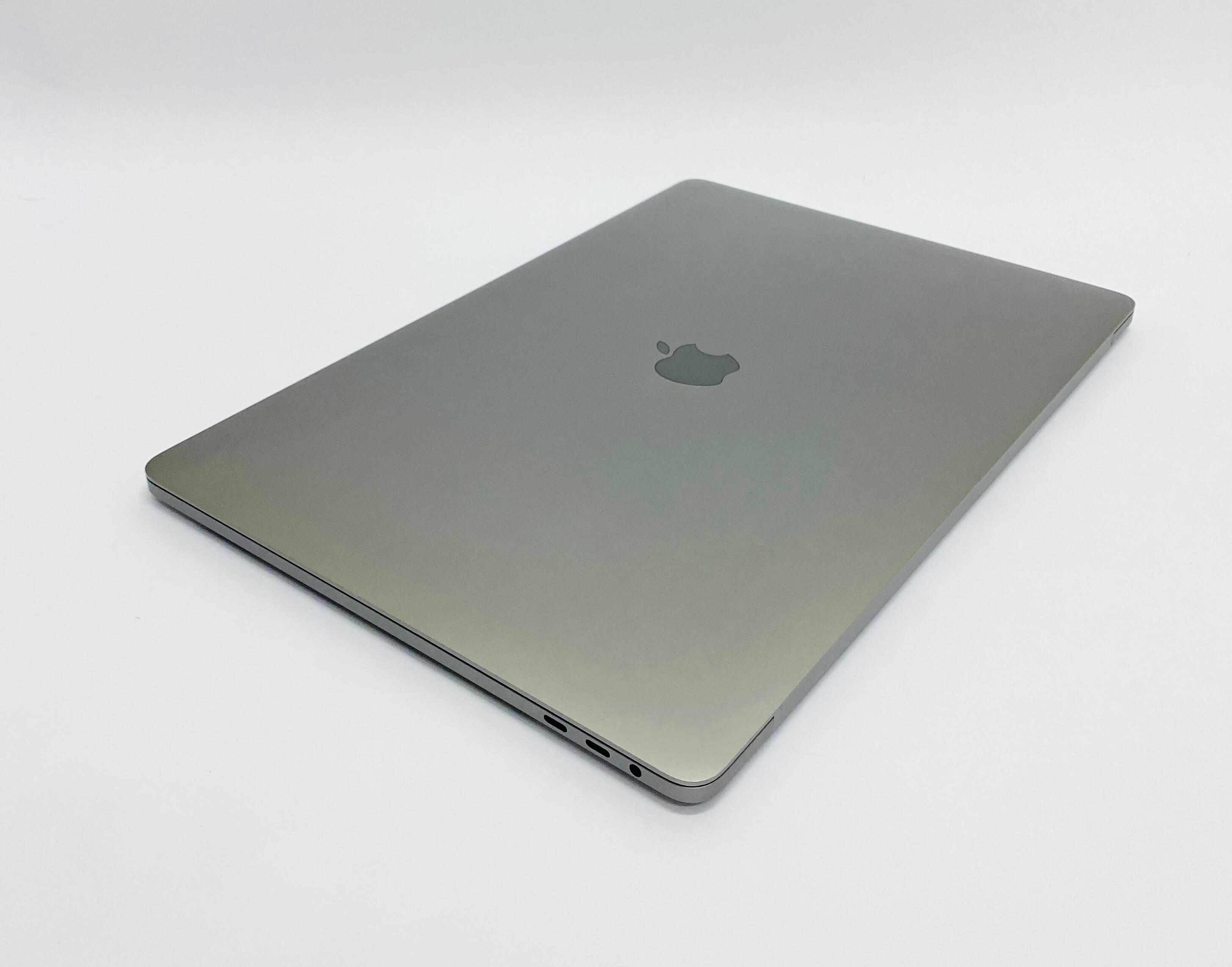 MacBook Pro Retina 15’’ Touch Bar, Space Gray, i9, rok 2019, 32GB RAM, 512GB SSD
