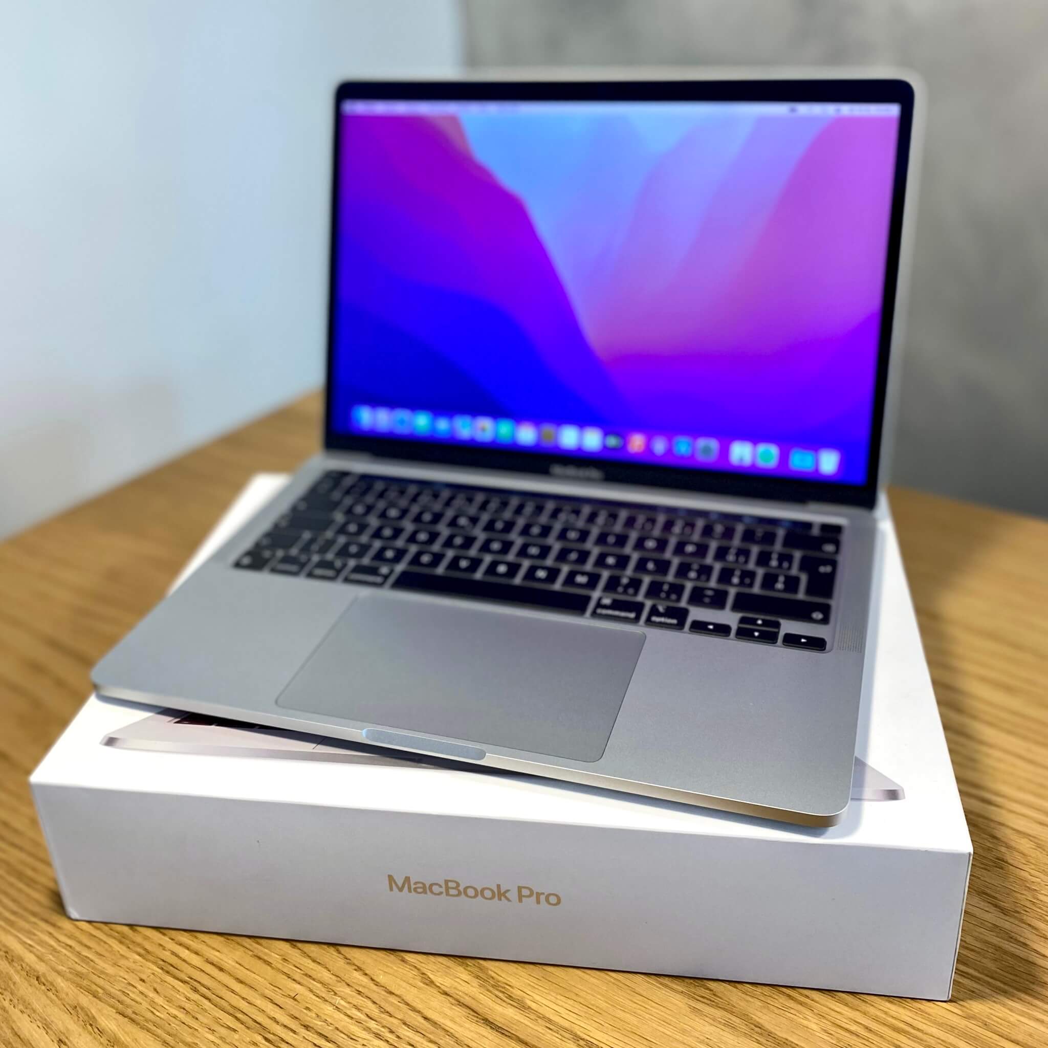 MacBook Pro 13’’, Silver, M1, rok 2020, 8GB RAM, 256GB SSD