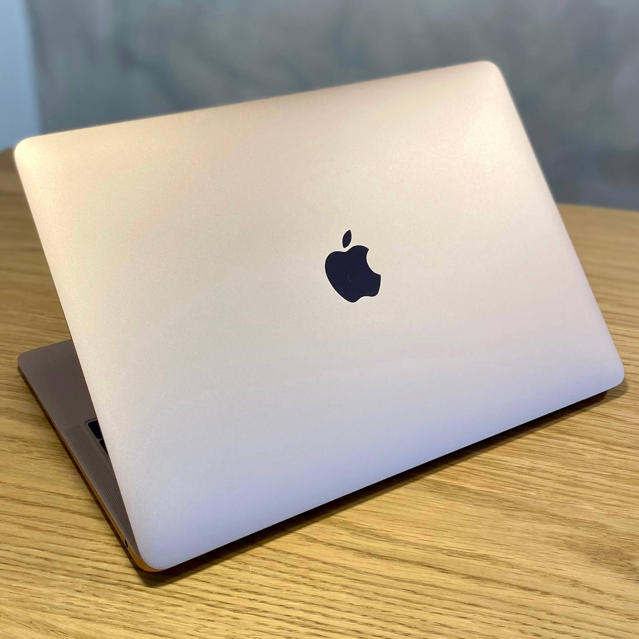 MacBook Air Retina 13’’, Gold, rok 2018, i5, 8GB RAM, 128GB SSD