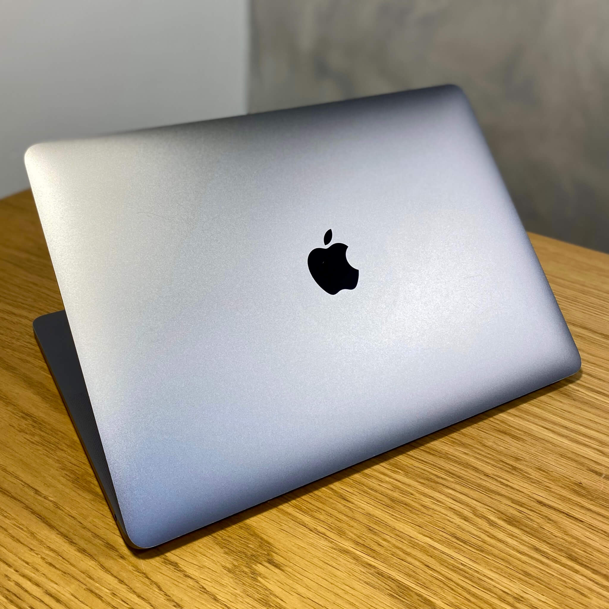 MacBook Pro 13’’ Space Gray, i5, rok 2017, 16GB RAM, 512GB SSD