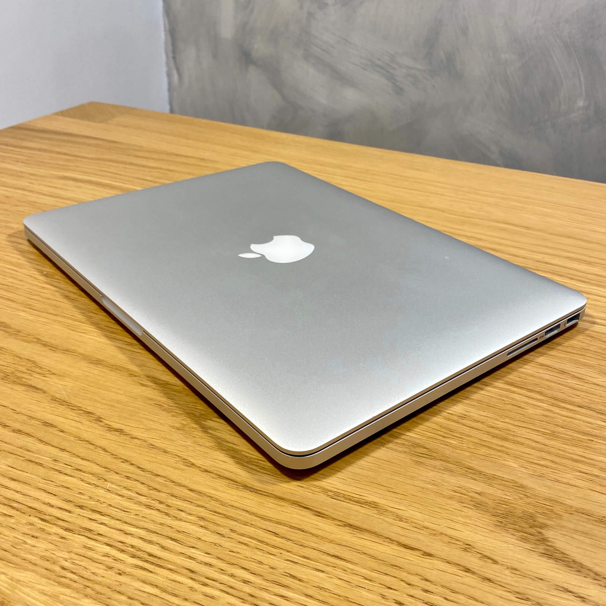 MacBook Pro 13’’ Retina, i5, rok 2015, 8GB RAM, 128GB SSD