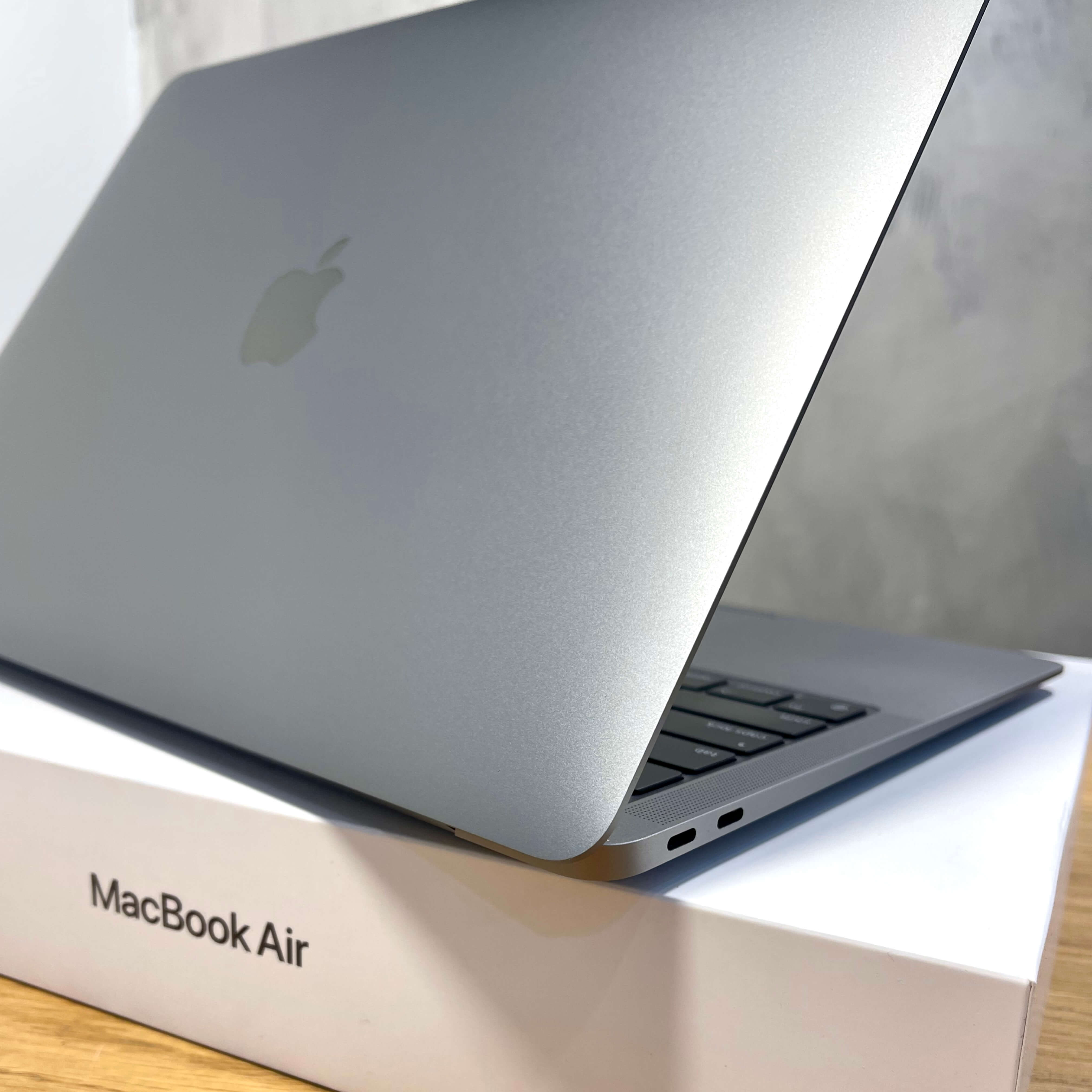 Macbook Air 13 Space Grey Rok 2020 M1 8gb Ram 256gb Ssd