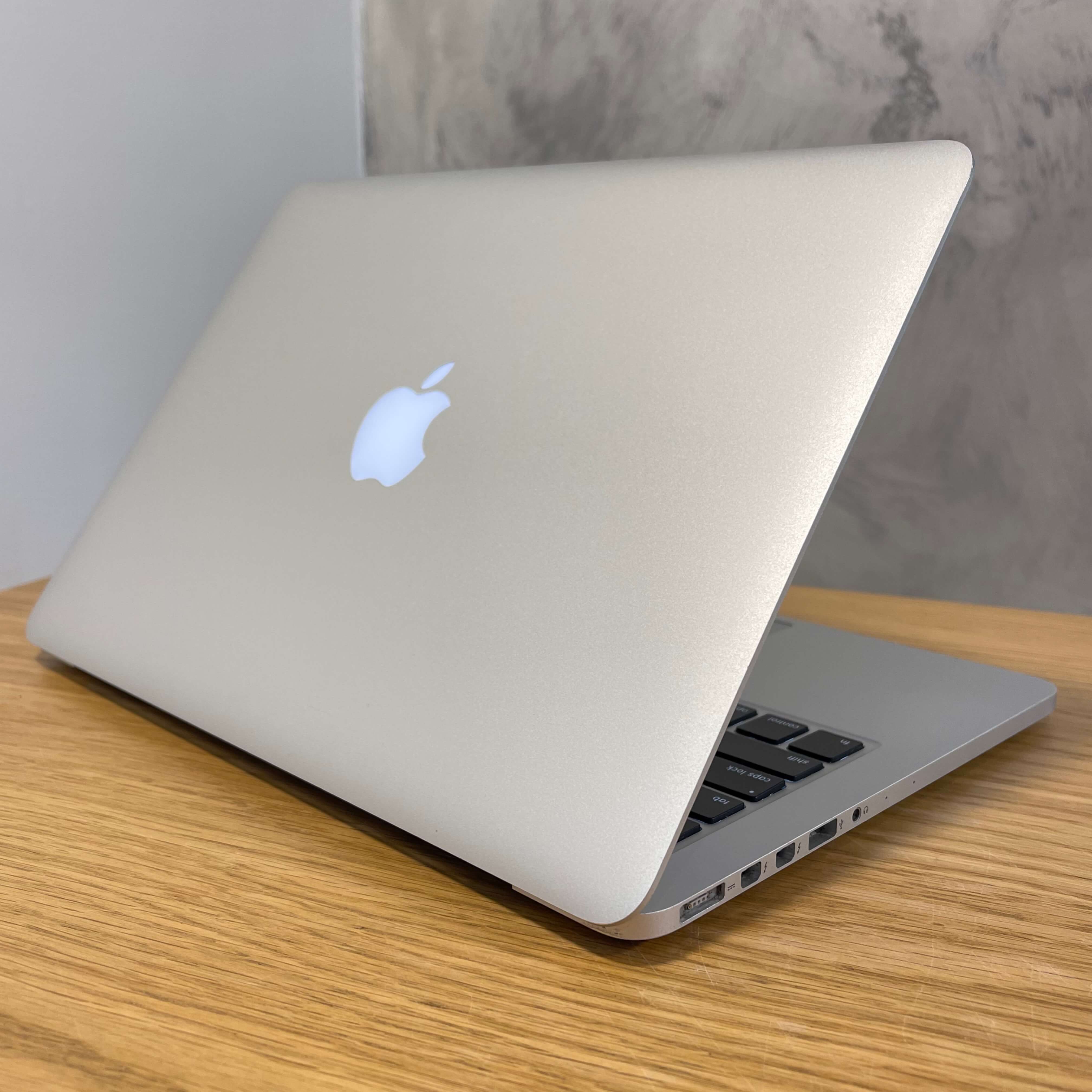 MacBook Pro Retina 13", rok 2014, i5, 8GB RAM, 128GB SSD