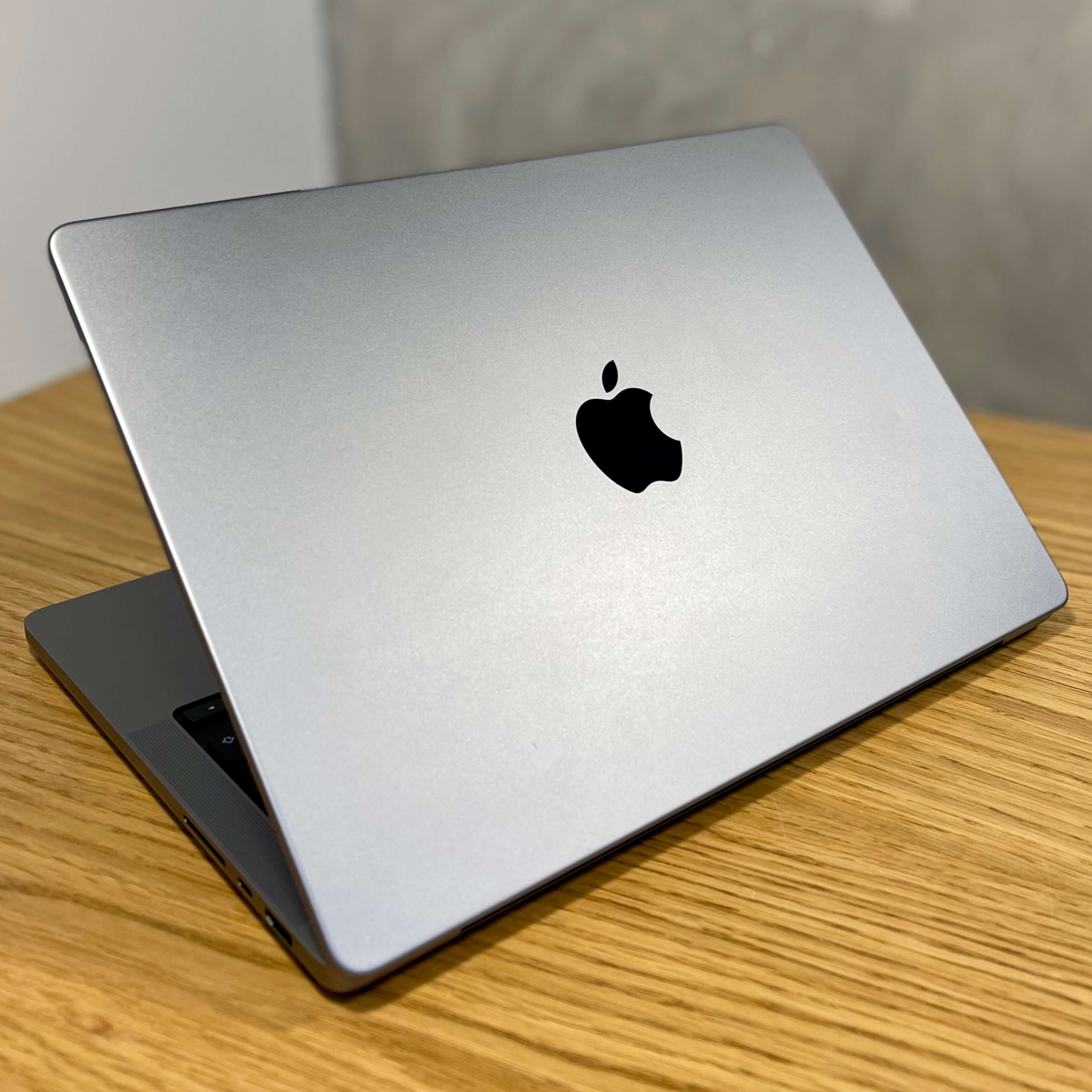 MacBook Pro 14’’, Space Gray, M1 Pro, rok 2021, 16GB RAM, 512GB SSD