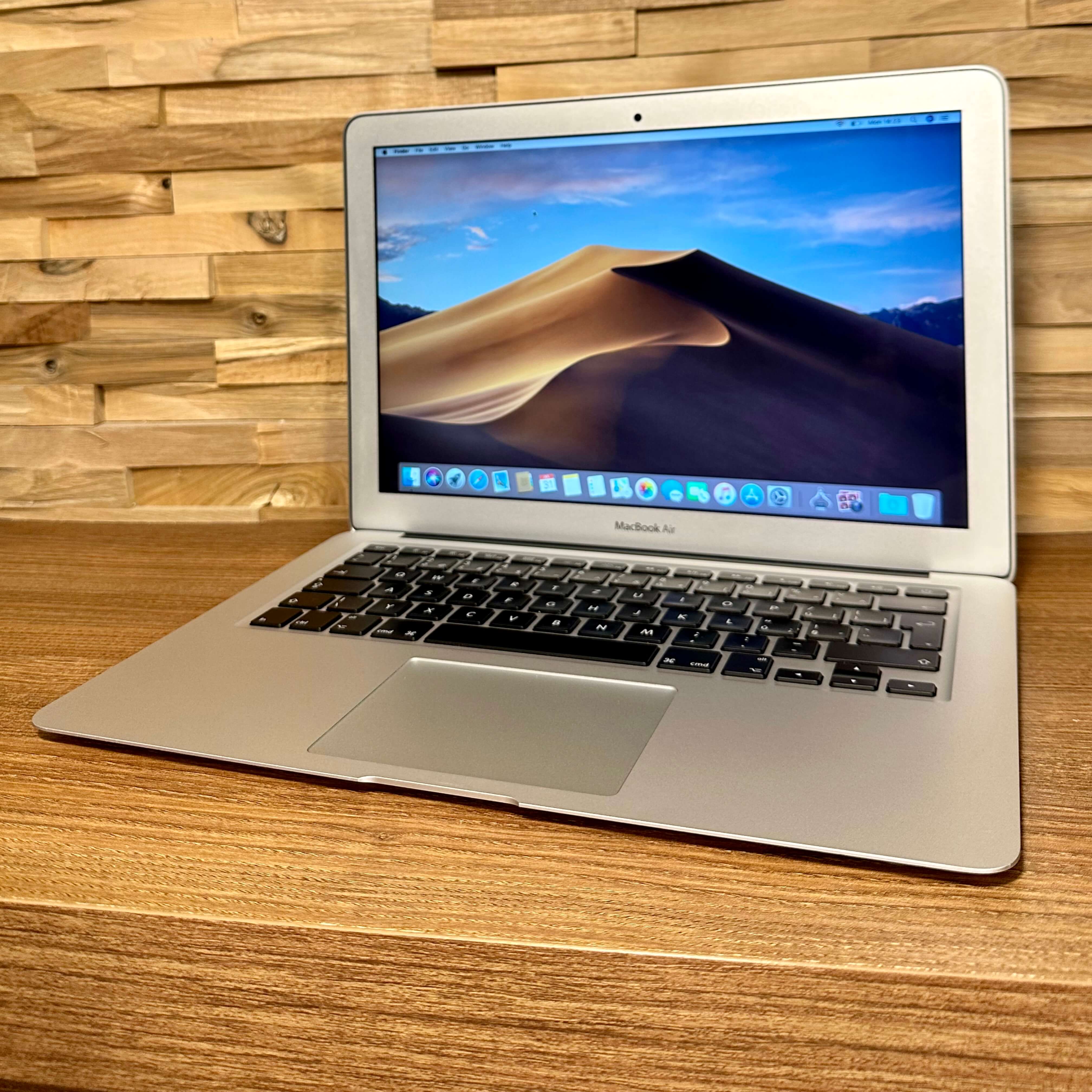 MacBook Air 13’’, i7, rok 2015, 8GB RAM, 256GB SSD