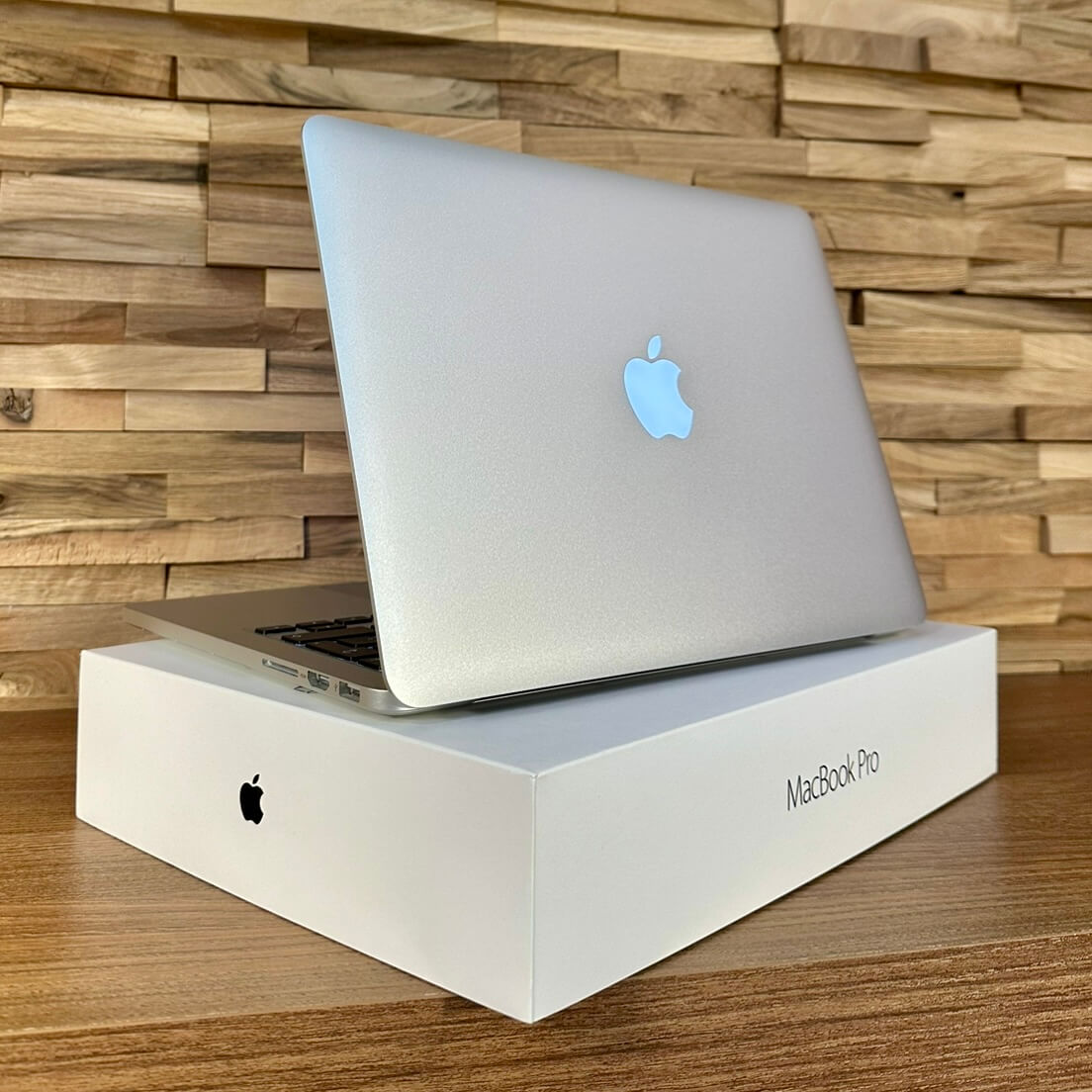 MacBook Pro 13’’ Retina, i5, rok 2015, 8GB RAM, 256GB SSD