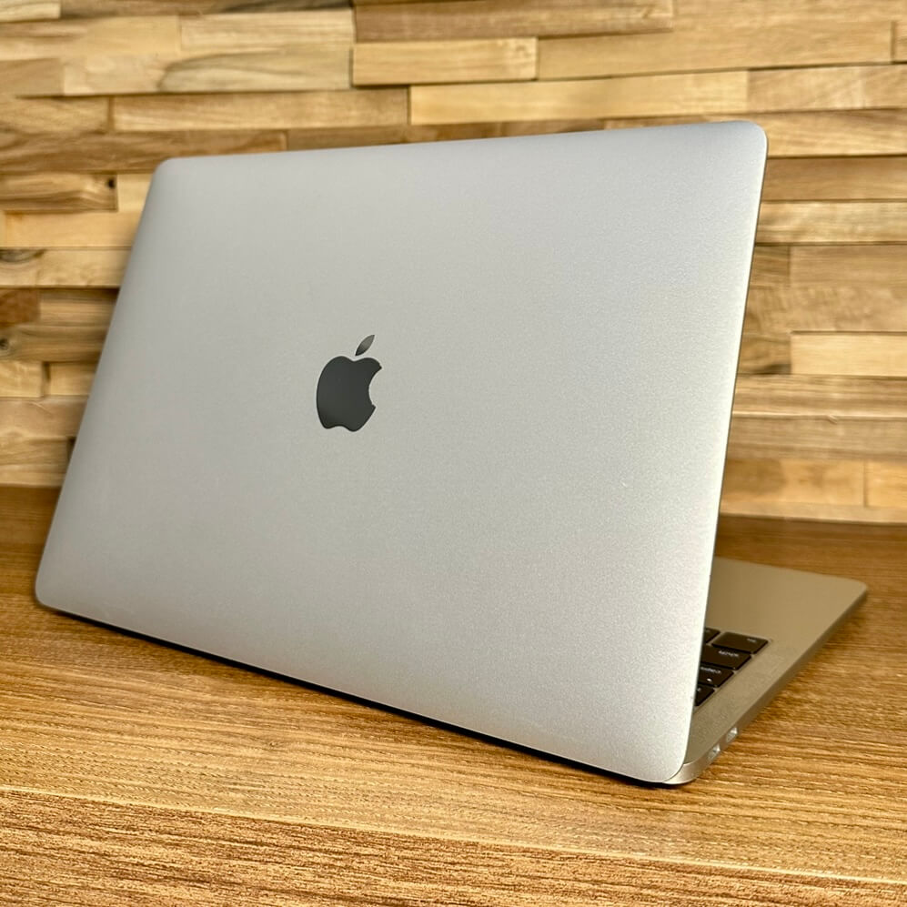 MacBook Pro 13¨ Retina Silver, i5, rok 2017, 16GB RAM, 512GB SSD