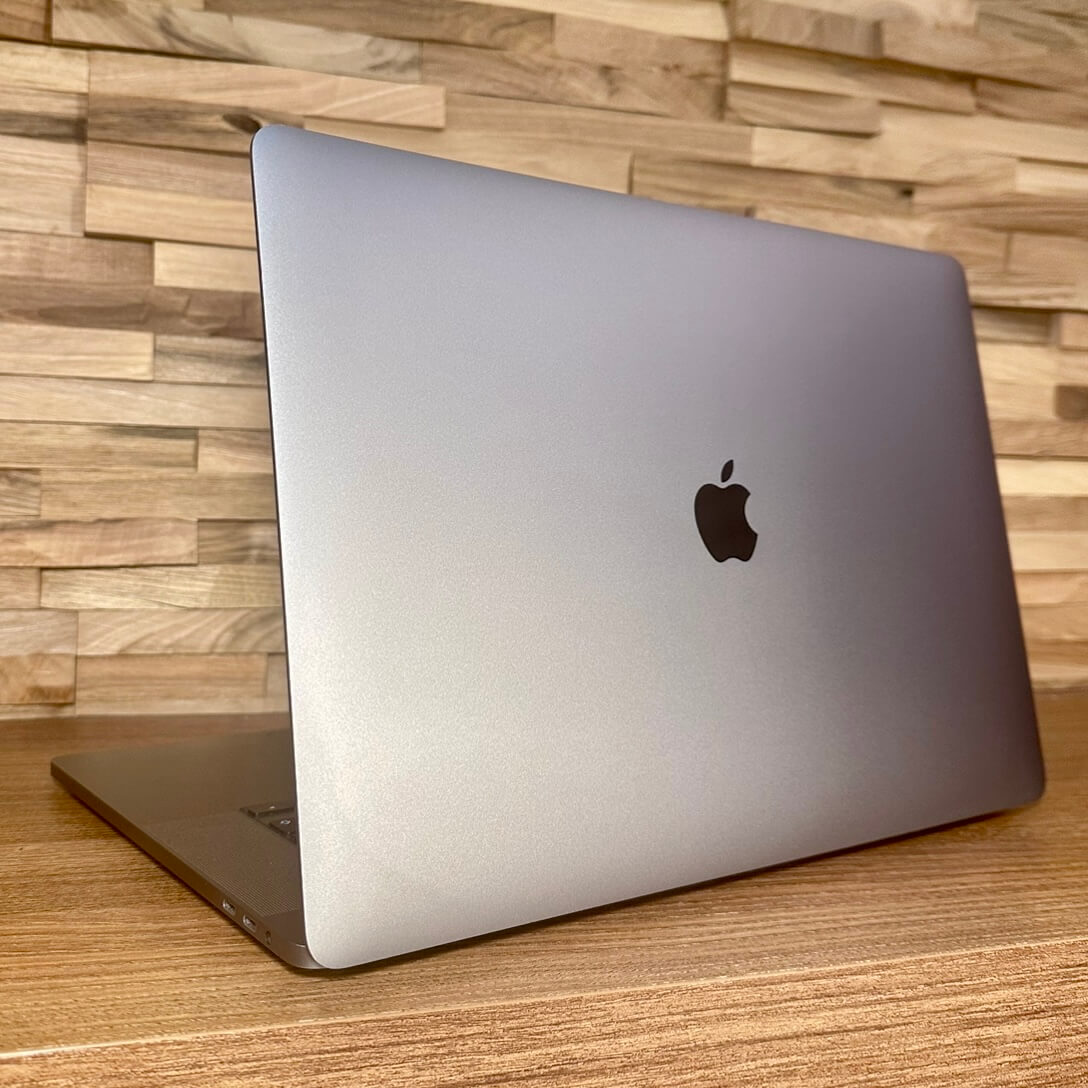 MacBook Pro 16¨ Retina Space Gray, i9, rok 2019, 16GB RAM, 1TB SSD