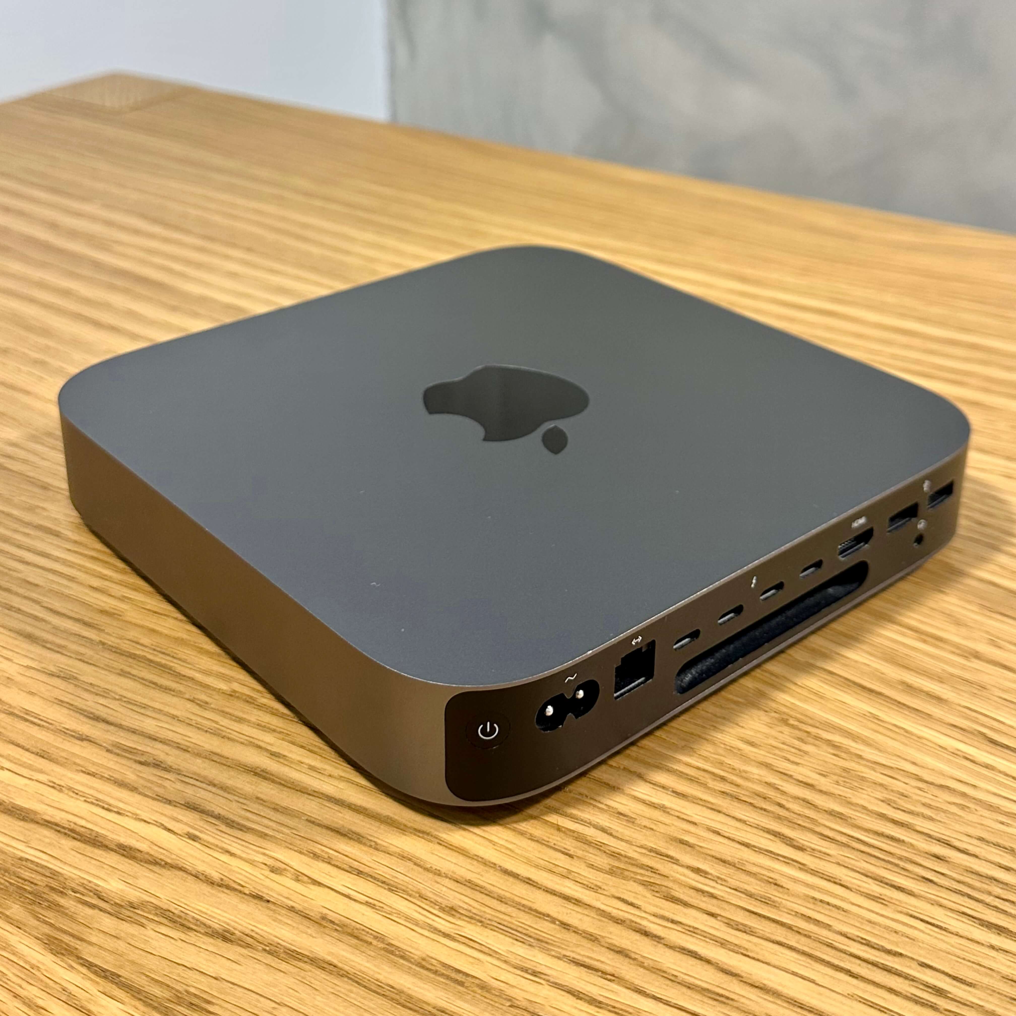 Mac mini Space Gray, i3, rok 2018, 8GB RAM, 128GB SSD