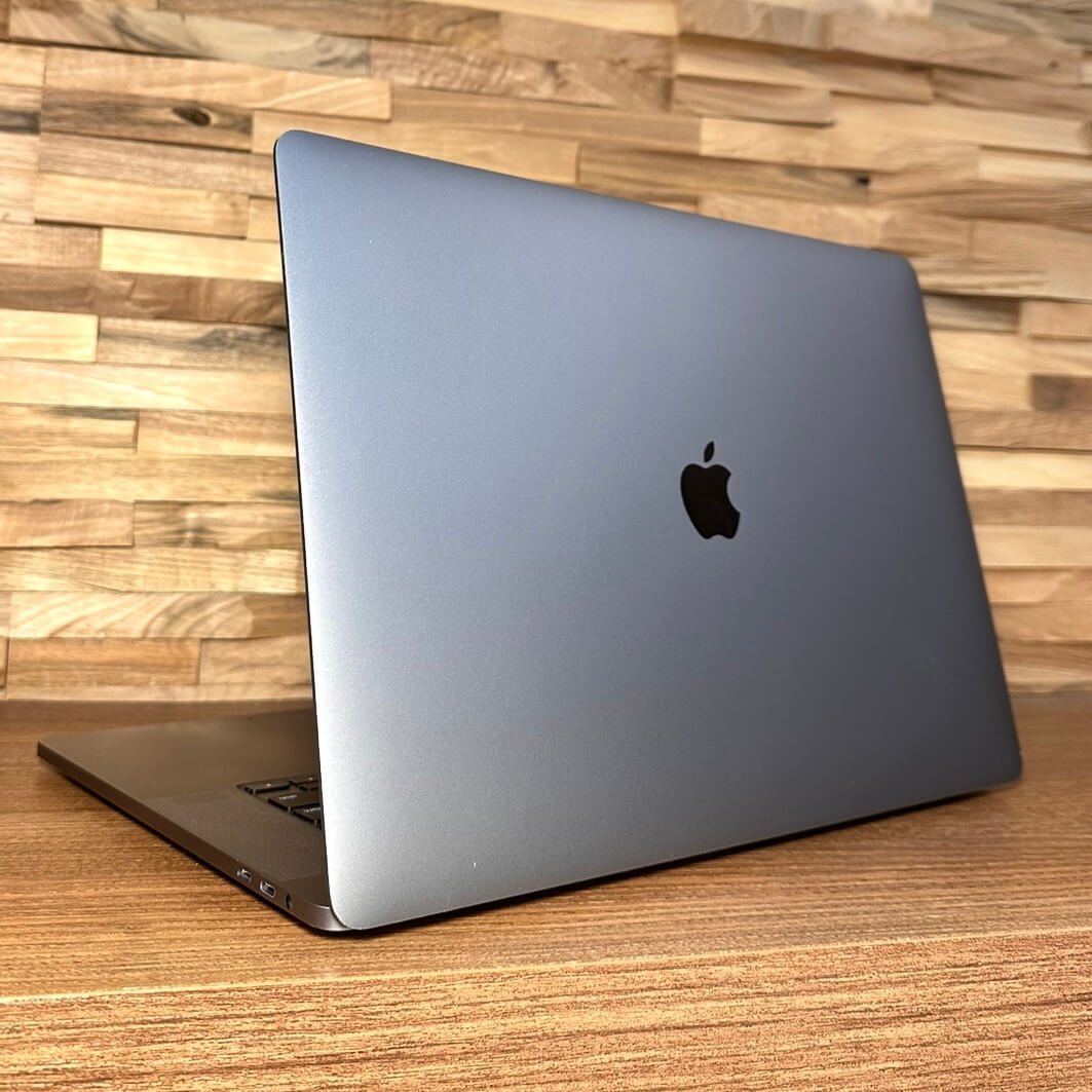 MacBook Pro 16¨ Space Gray, i9, rok 2019, 32GB RAM, 1TB SSD