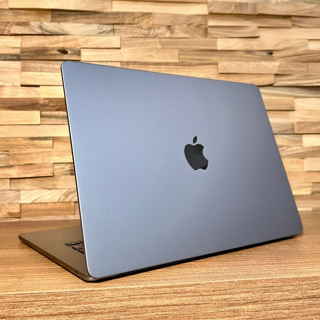 MacBook Air 15¨ Retina Space Gray, M3, rok 2024, 16GB RAM, 512GB SSD