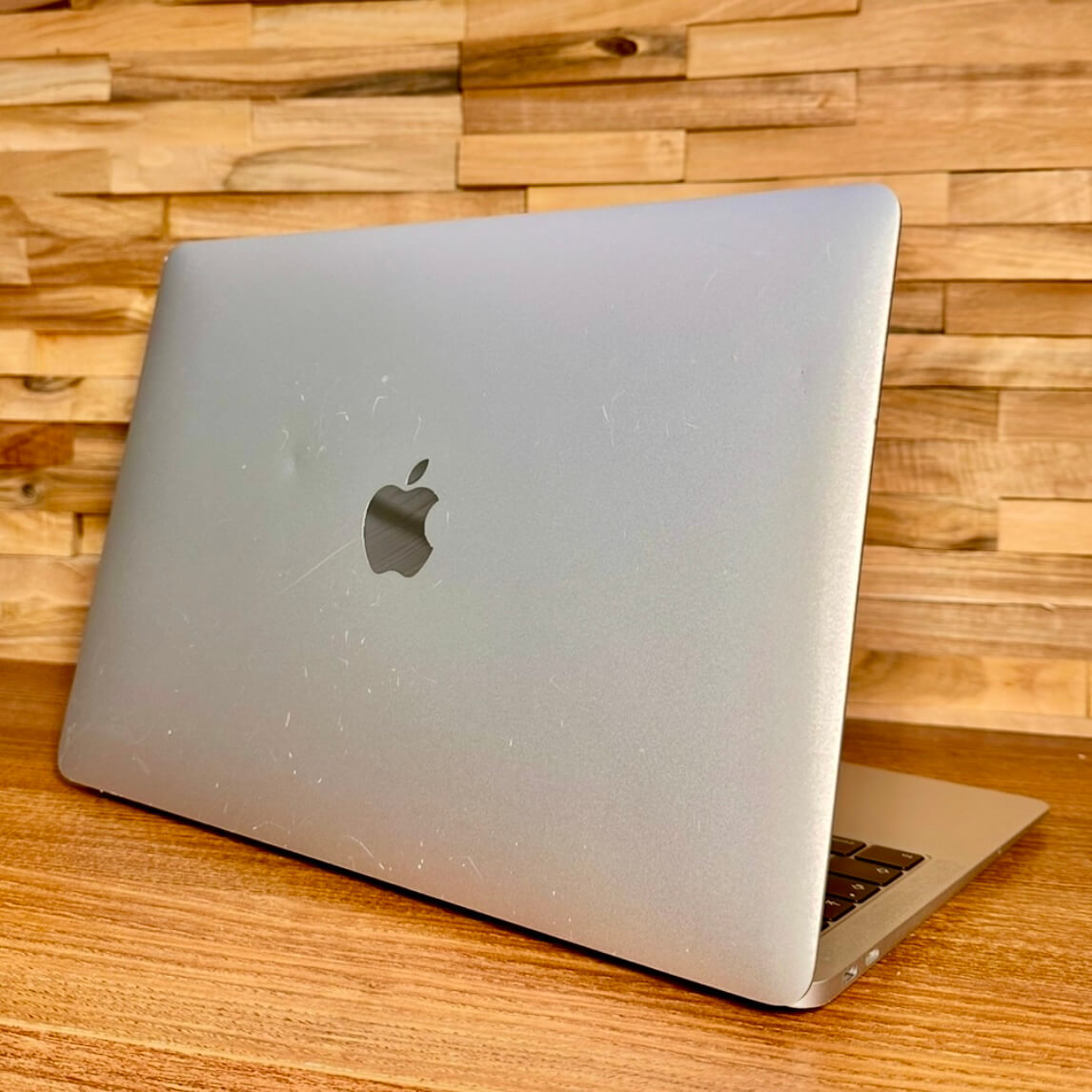 MacBook Air 13’’ Retina Silver, i5, rok 2018, 8GB RAM, 128GB SSD